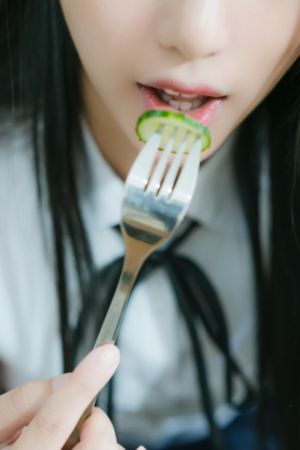 qq皮肤男生欧美风_BD在线视频播放