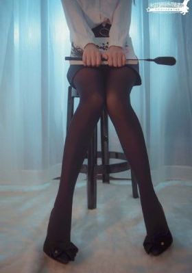 欧美美女臀部_高清高清免费观看